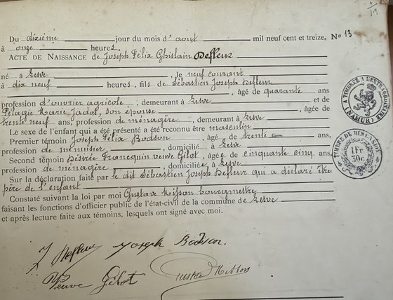 Le même acte dans l'exemplaire de la commune, photo du registre par Didier au guichet de Profondeville (30/10/2026) ; original dans Originaux/14f-Joseph-Felix-Ghislain-DEFLEUR-1913/